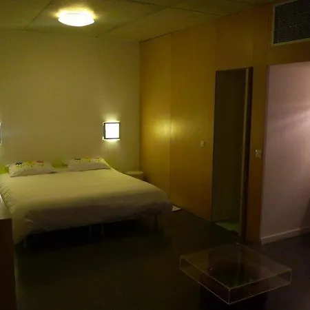 Resart Traditional Bed & Breakfast