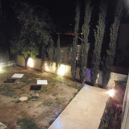 Resart Traditional Bed & Breakfast