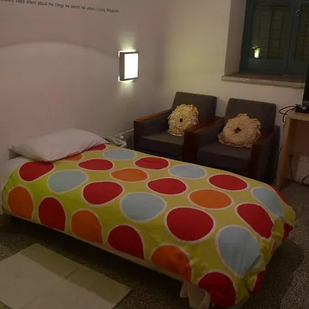 Resart Traditional Bed & Breakfast 2*