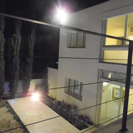 Resart Traditional Bed and breakfast 2*