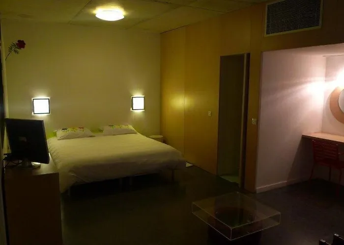 Resart Traditional Bed & Breakfast